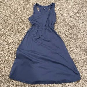 GAP women’s midi racerback dress with cutout